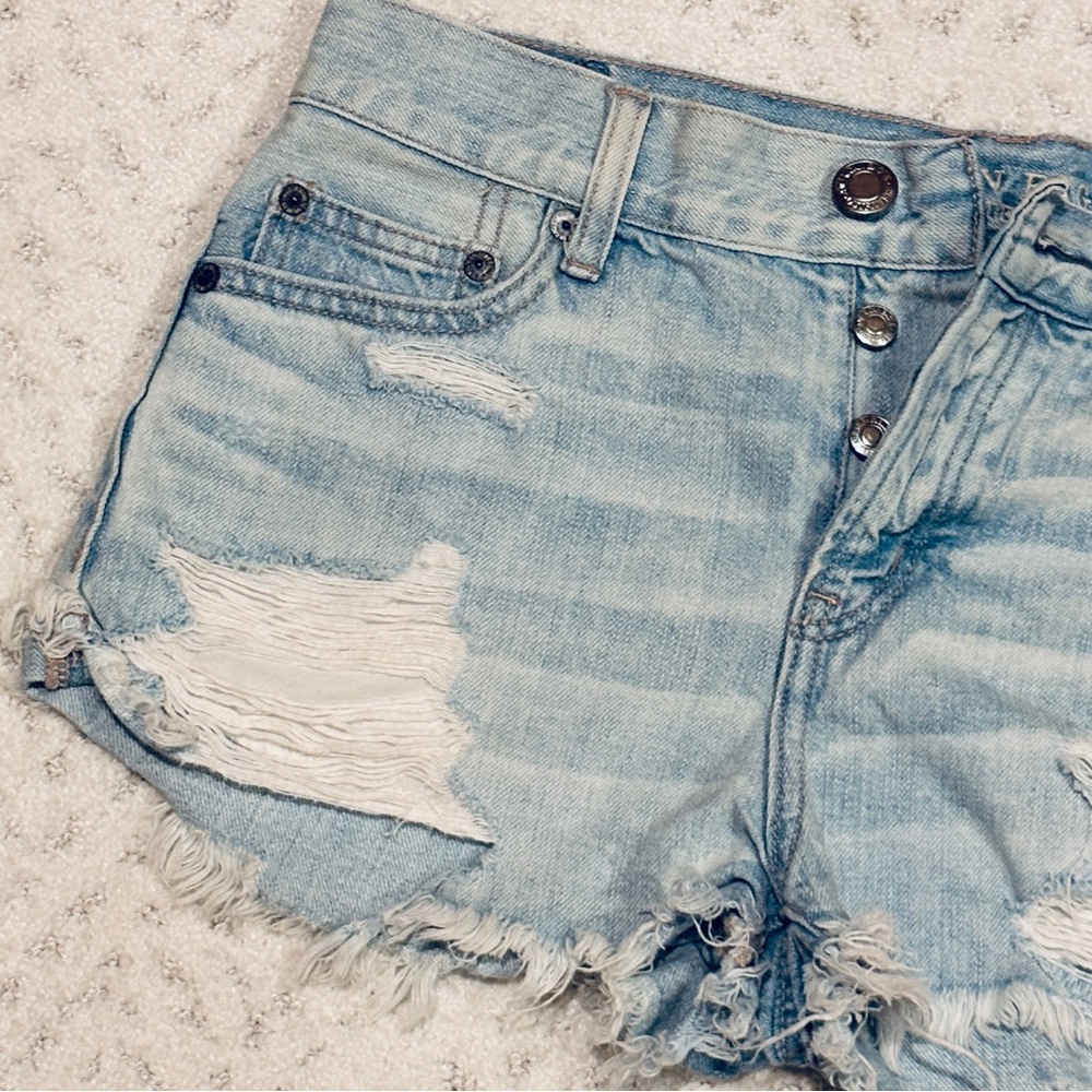 American Eagle Tom Girl Shortie Distressed Denim Shorts Button Fly Womens Size 4 - Picture 5 of 11
